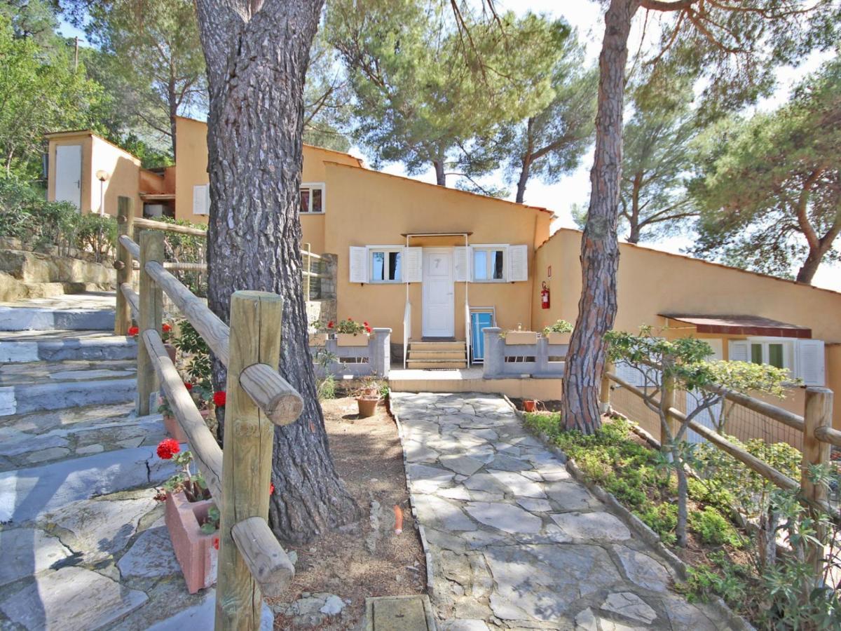 Vacanzamaredue 2 Residence Marina di Campo Exterior photo